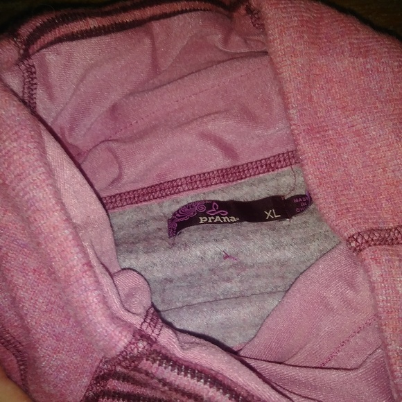 Prana Sweater...Super Warm - Picture 2 of 4